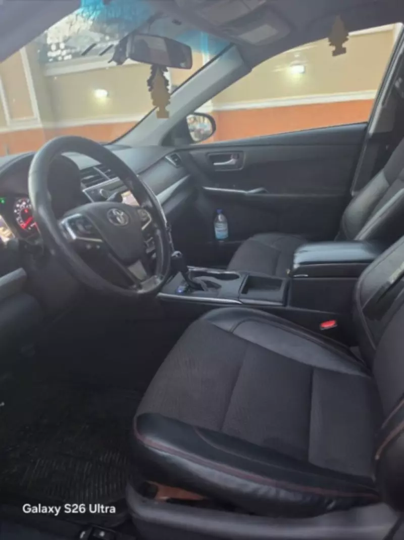 TOYOTA Camry   - 2017