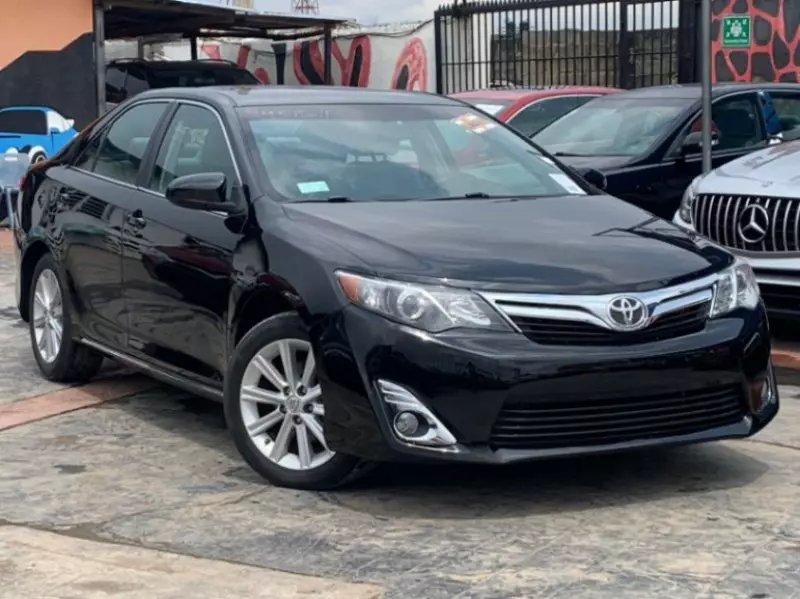 TOYOTA Camry   - 2014