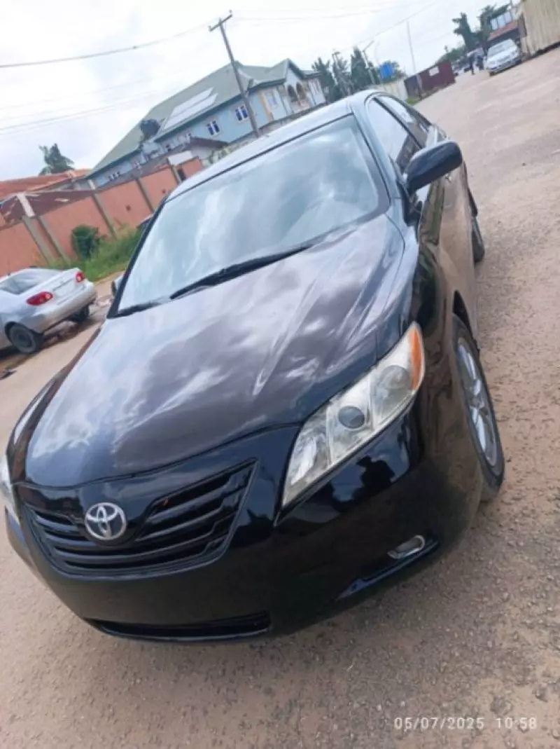 Toyota Camry   - 2007