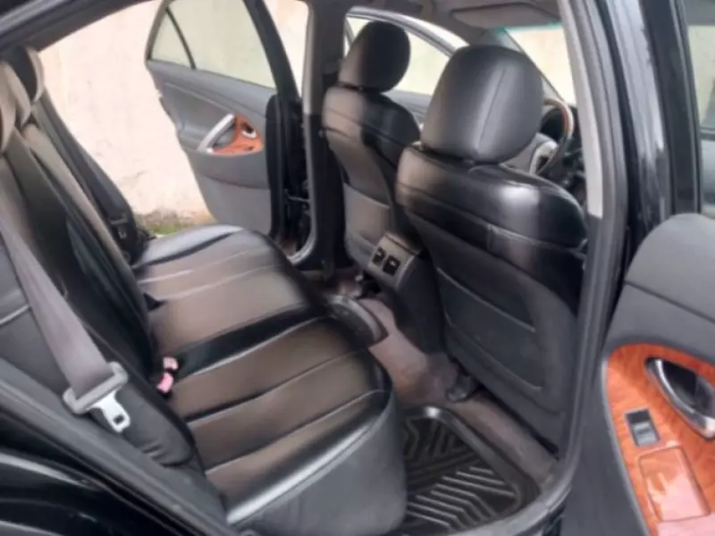 Toyota Camry   - 2009