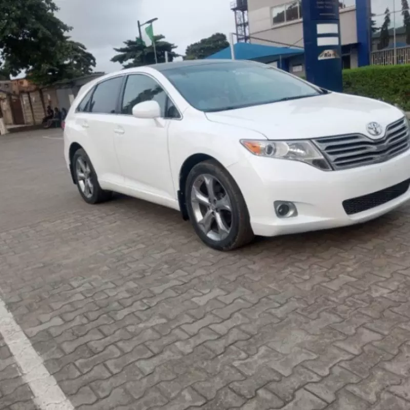 Toyota Venza   - 2013
