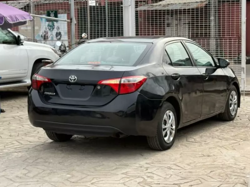 Toyota Corolla   - 2015