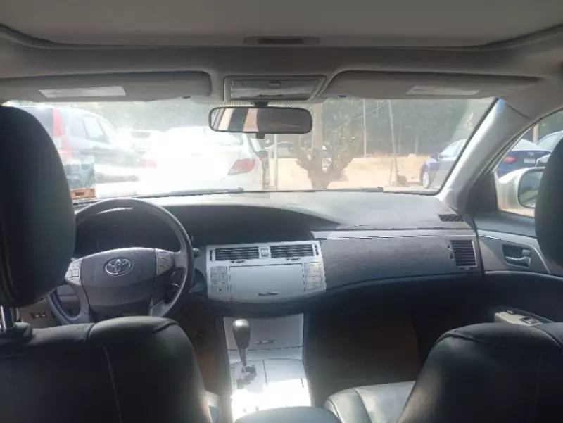 Toyota Avalon   - 2008