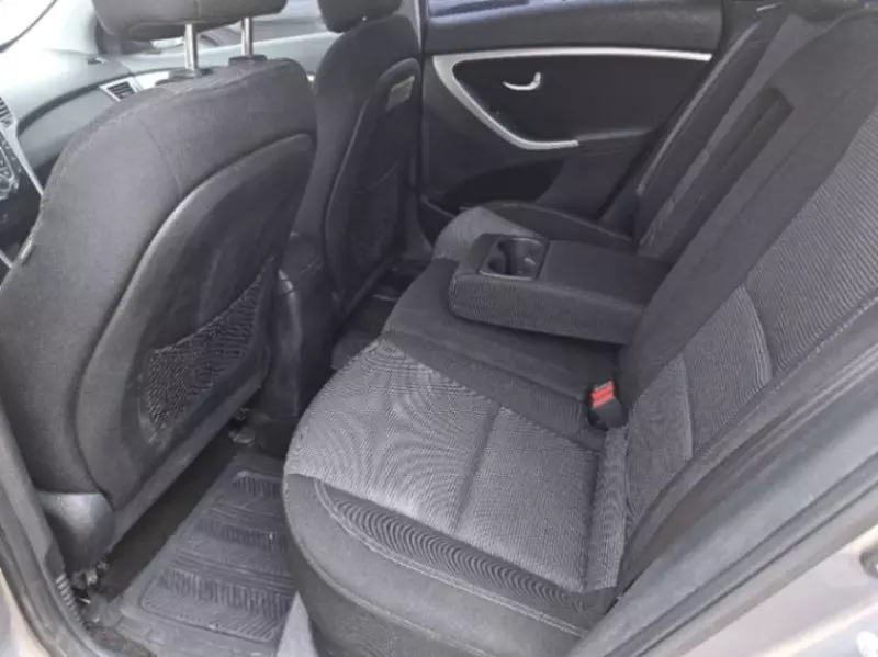 Hyundai Elantra   - 2016