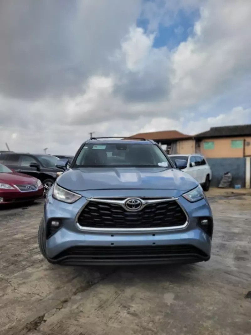 TOYOTA Highlander   - 2020