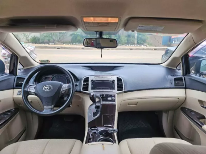 Toyota Venza   - 2013