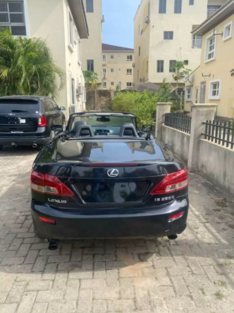 Lexus ES 250   - 2009