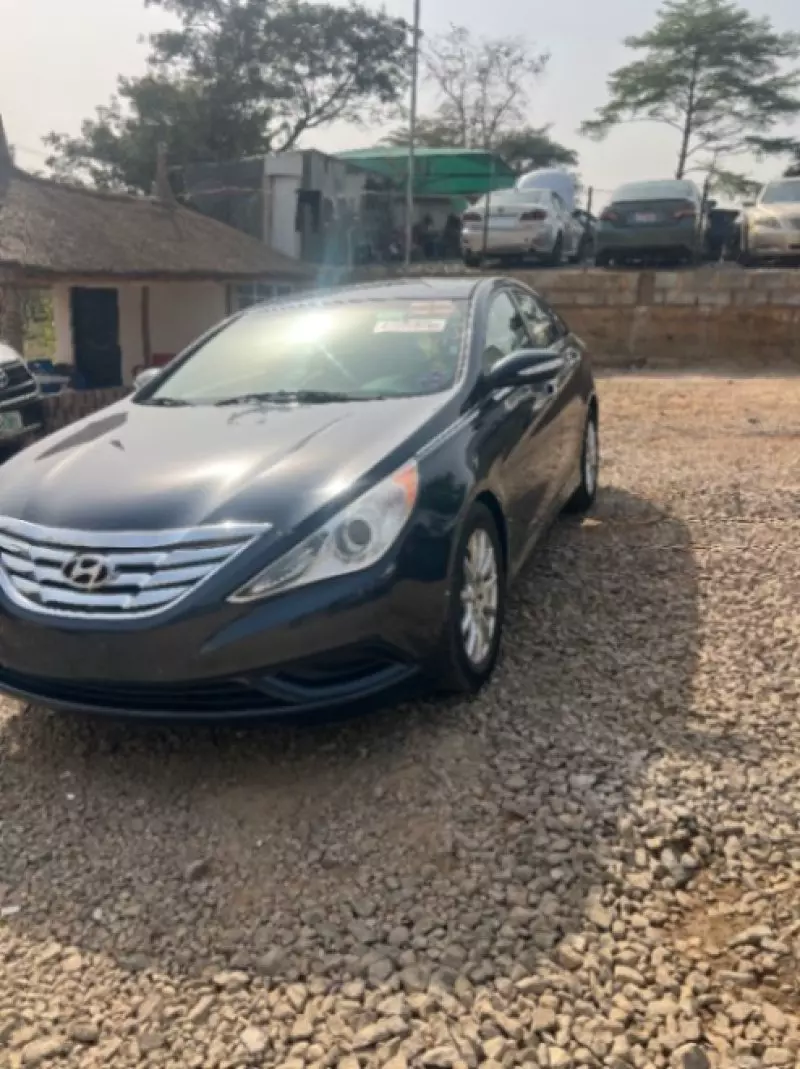 Hyundai Sonata   - 2014