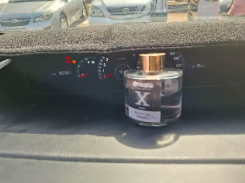 TOYOTA Noah - 2012