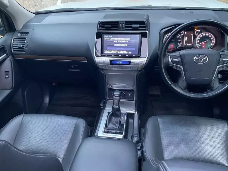 TOYOTA Landcruiser Prado   - 2019