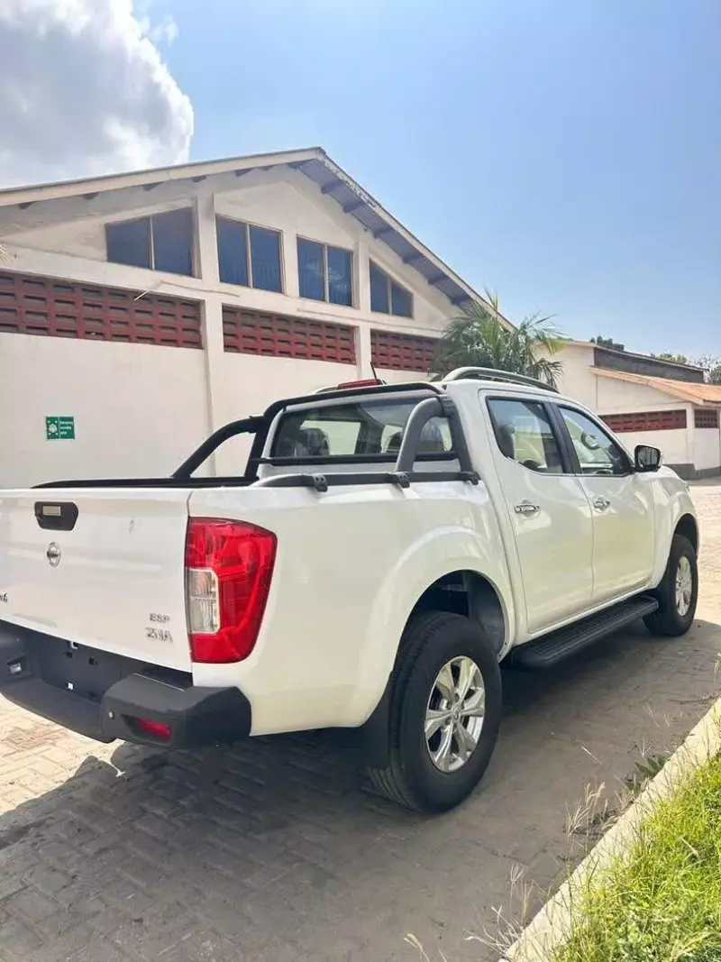 Nissan Rich 6   - 2025