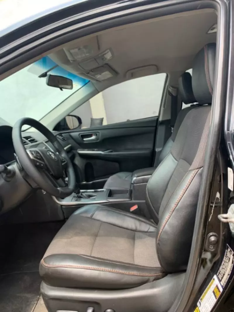 Toyota Camry   - 2016