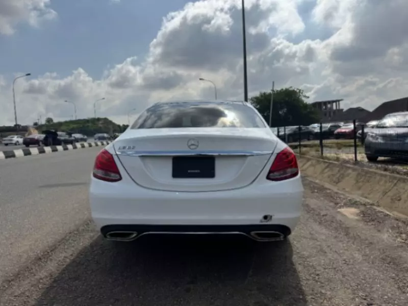 Mercedes-Benz C 300   - 2016
