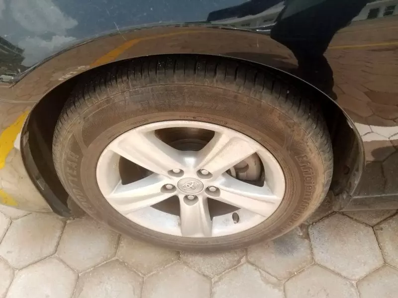 Toyota Mark X   - 2012