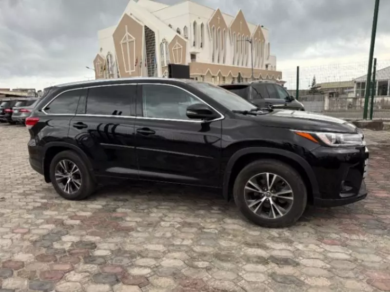 Mercedes-Benz GLC-Class   - 2019