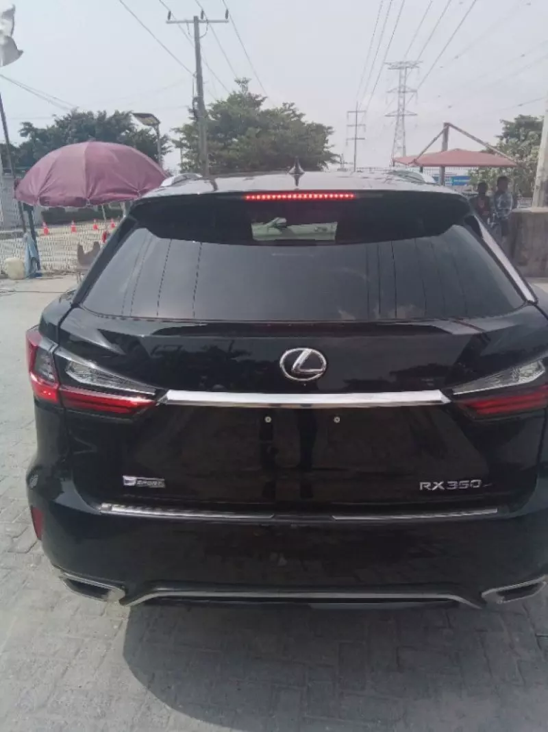 Lexus RX   - 2016