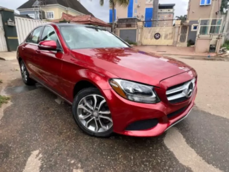 Mercedes-Benz C 300   - 2017