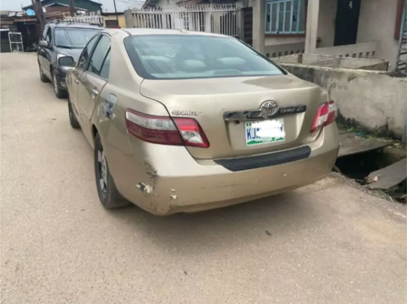 Toyota Camry   - 2008