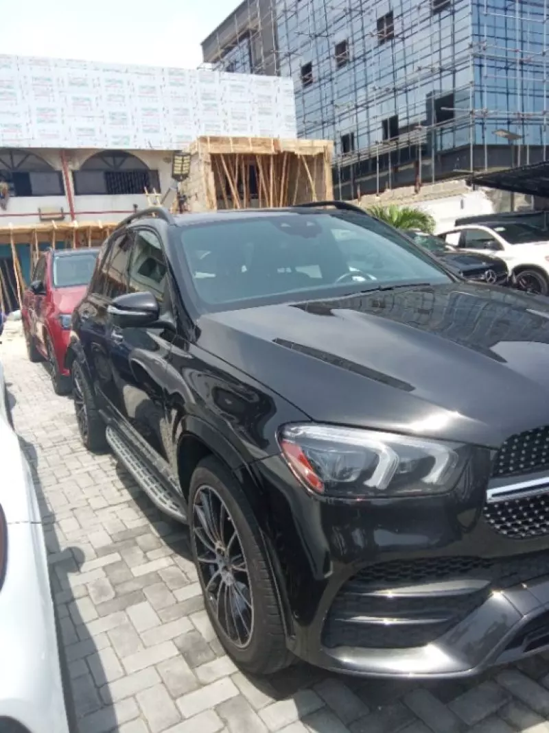 Mercedes-Benz GLE-Class   - 2022