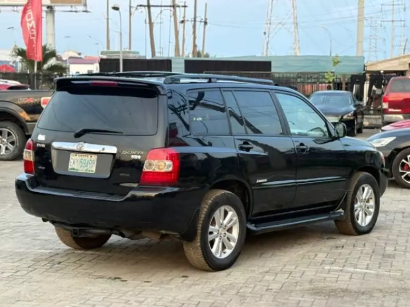 Toyota Highlander   - 2007