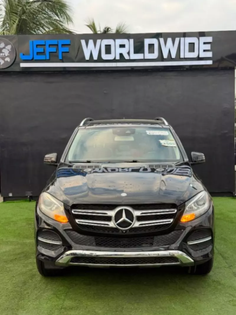 Mercedes-Benz GLE 350   - 2016