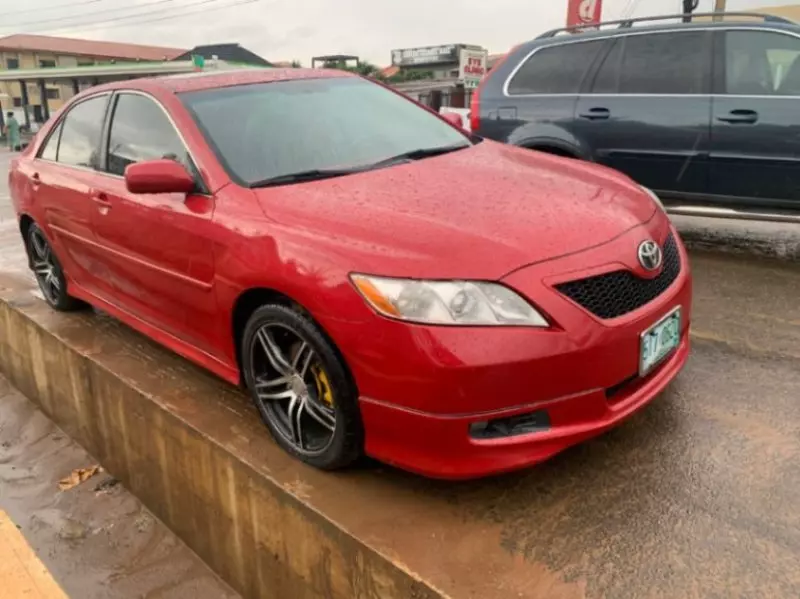 Toyota Camry   - 2007
