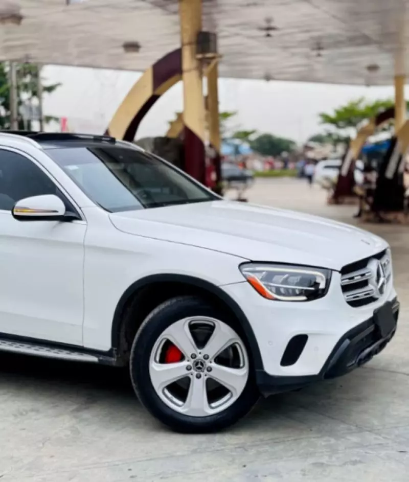 Mercedes-Benz GLE 300   - 2016