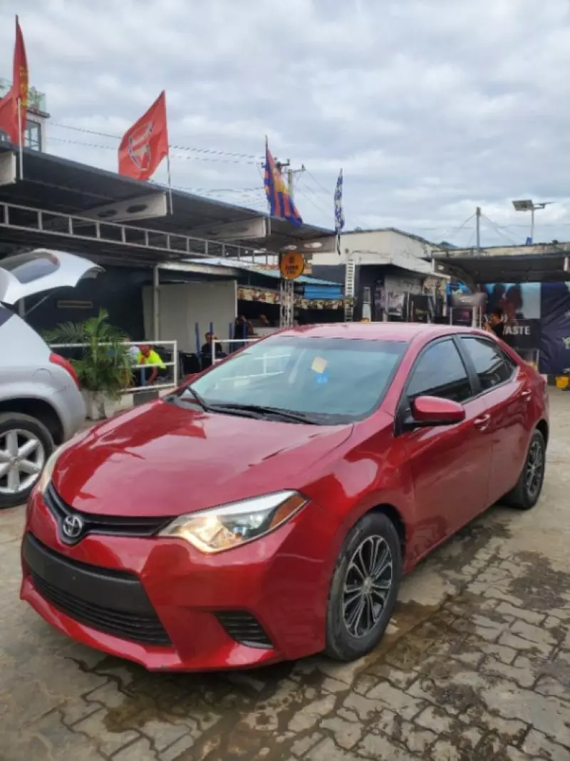 TOYOTA Corolla   - 2016
