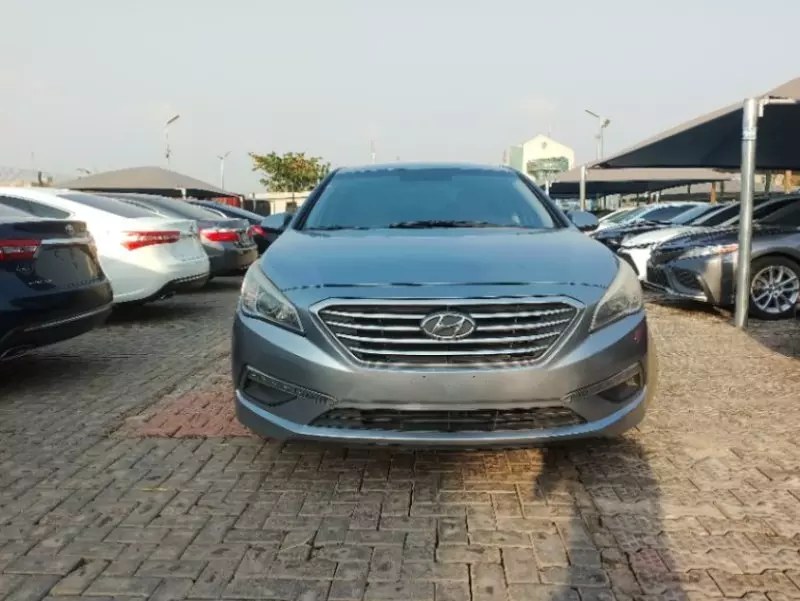 Hyundai Sonata   - 2015