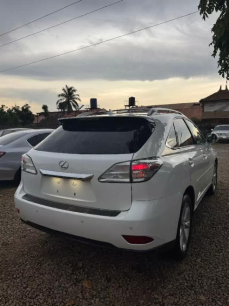 Lexus RX   - 2011