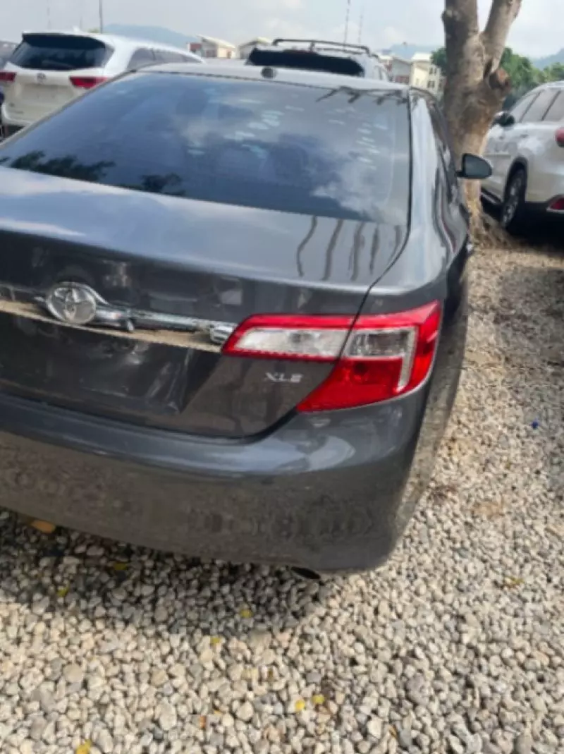 TOYOTA Camry   - 2013