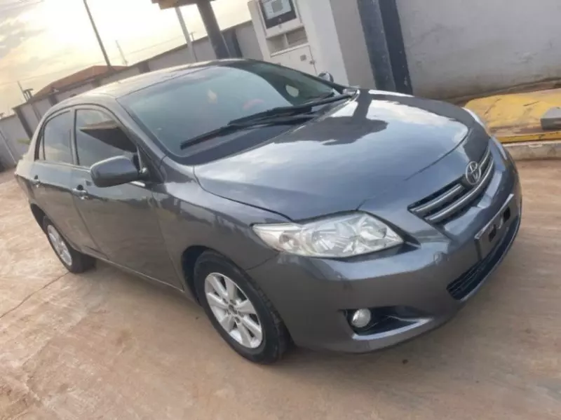 TOYOTA Corolla   - 2013