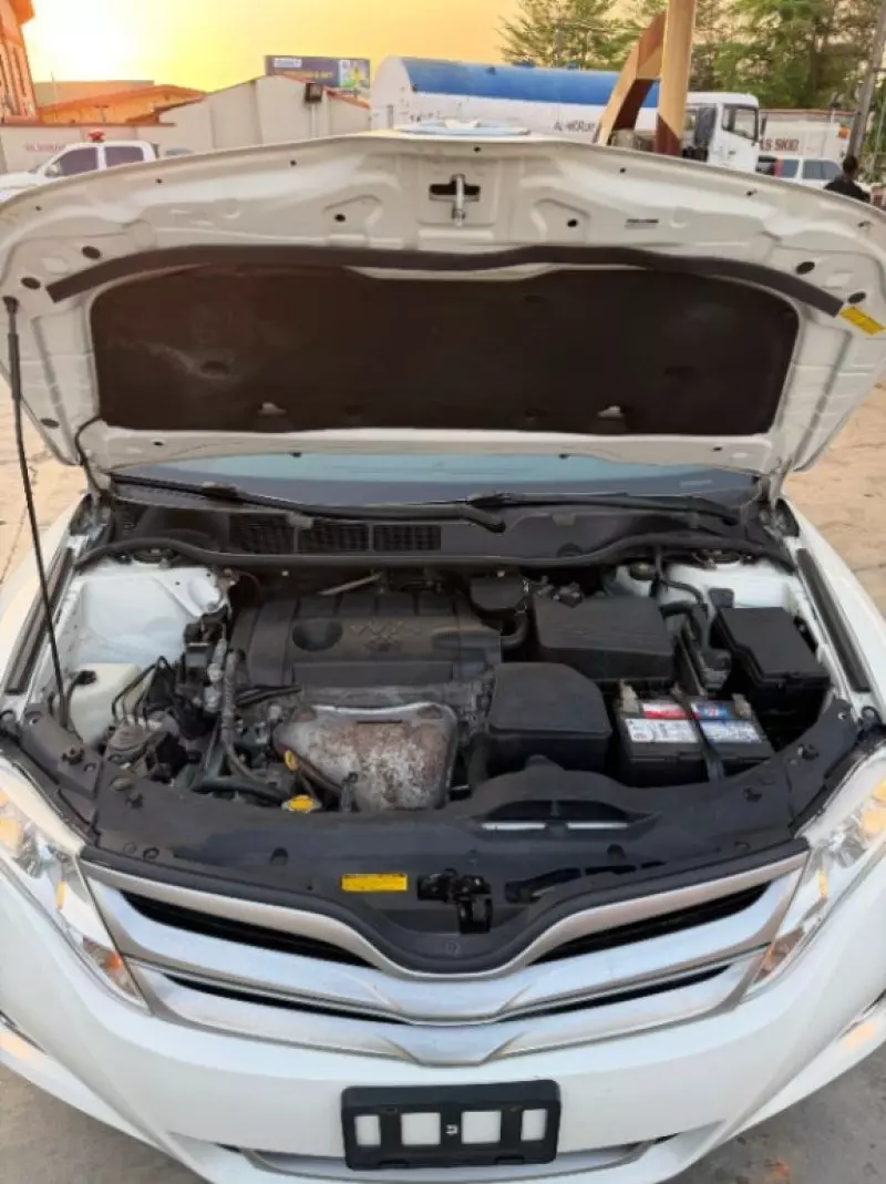 Toyota Venza   - 2014