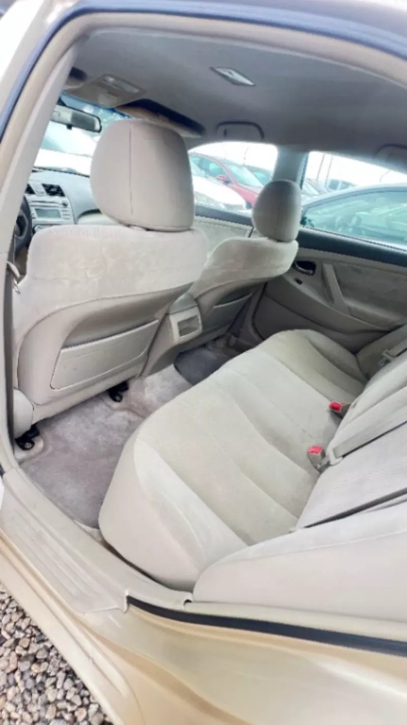 TOYOTA Camry   - 2011