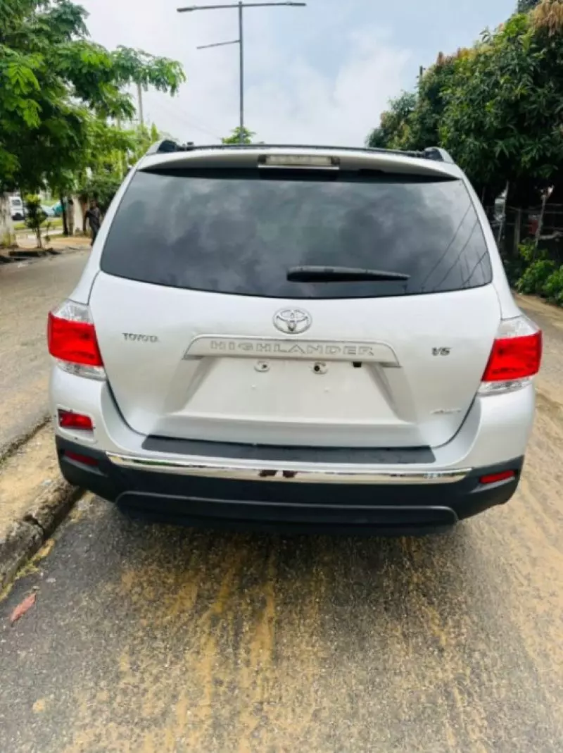 Toyota Highlander   - 2008