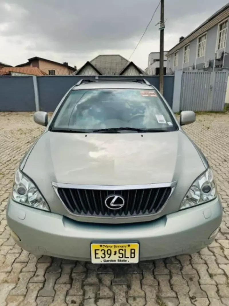 Lexus RX   - 2009