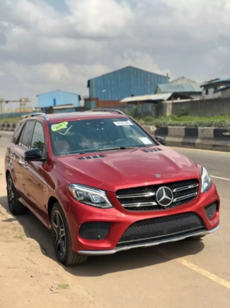 Mercedes-Benz GLE 43 AMG   - 2017