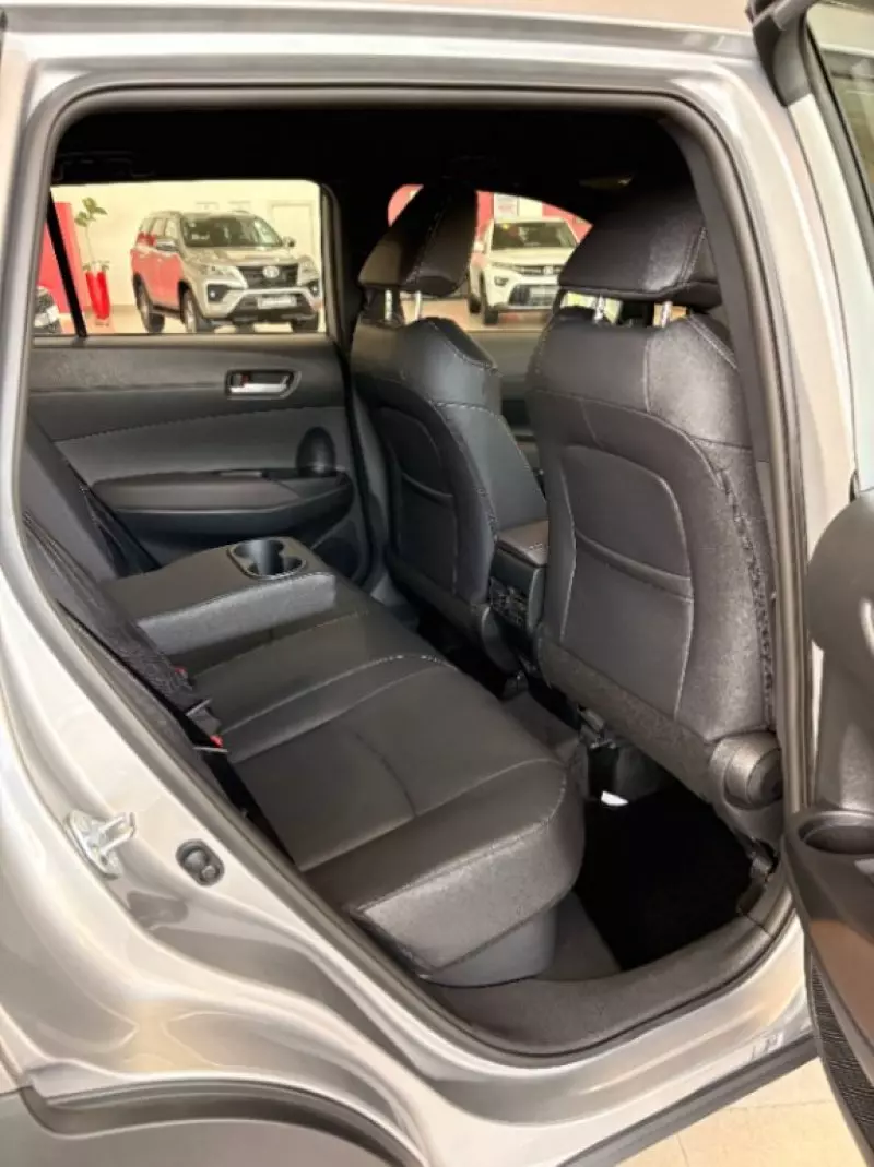 Toyota Corolla Cross (High Grade)   - 2025
