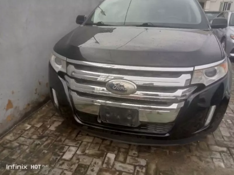 Ford Edge   - 2011