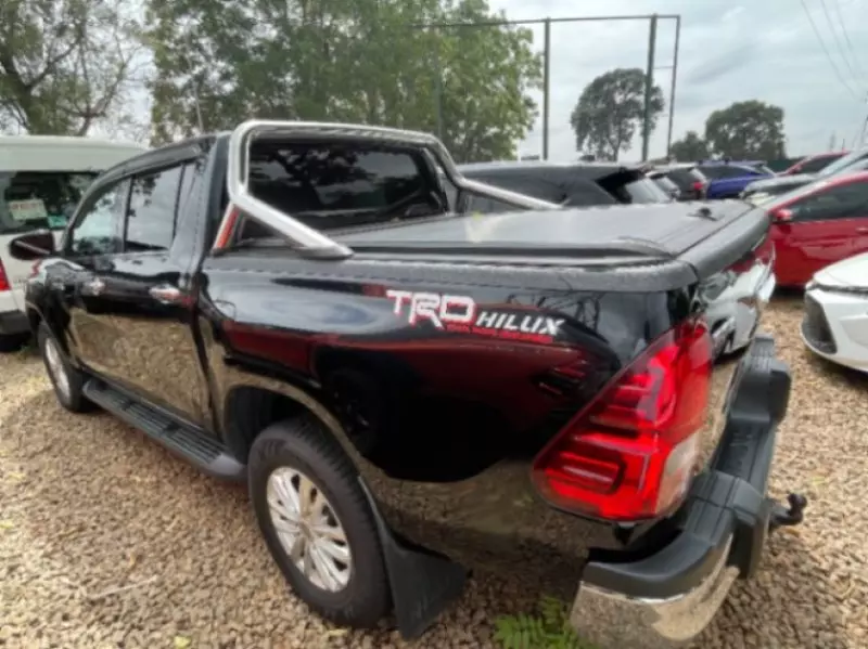 TOYOTA Hilux   - 2022