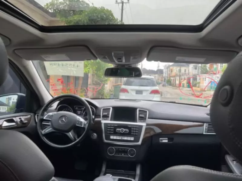 Mercedes-Benz ML-Class   - 2015