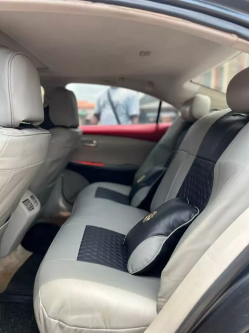 Lexus ES   - 2008