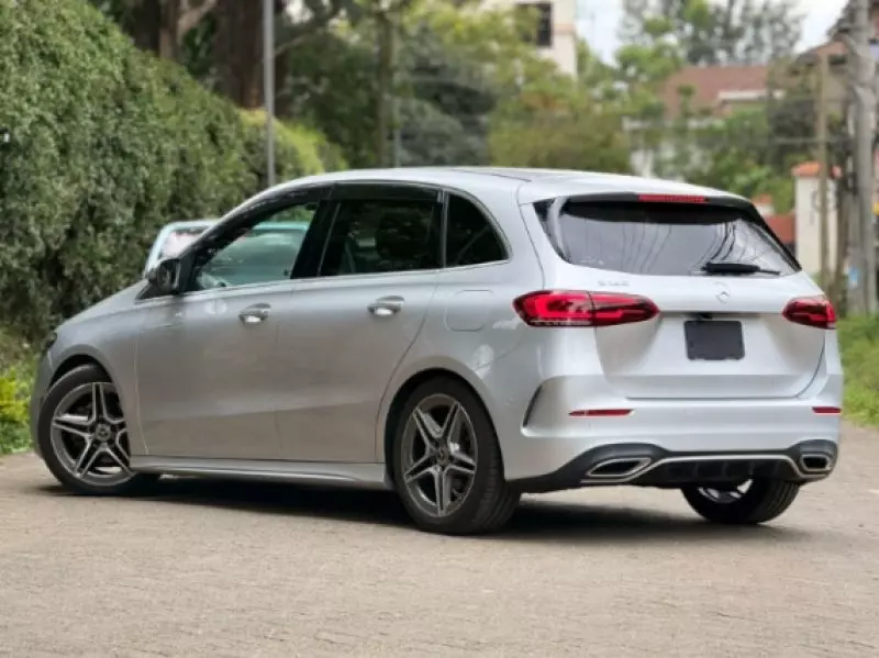 Mercedes-Benz B 180   - 2019