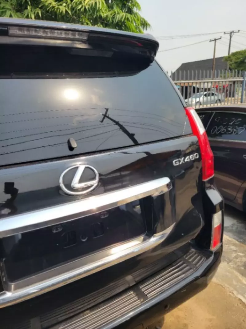 Lexus GX 460   - 2012