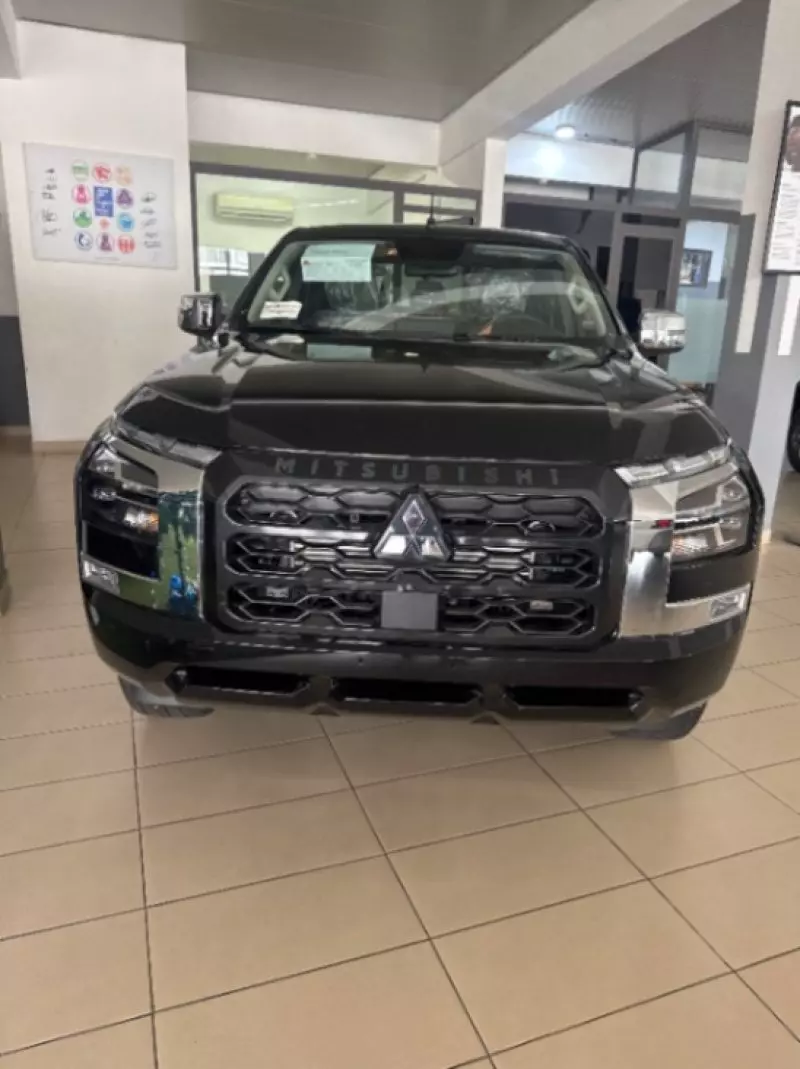 Mitsubishi L200 D/C Sportero A/T   - 2025