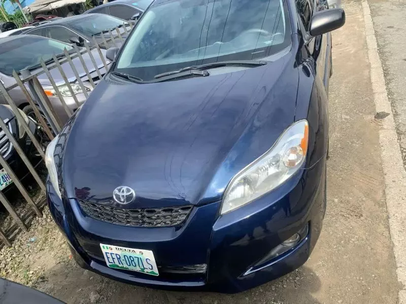 Toyota Matrix   - 2012