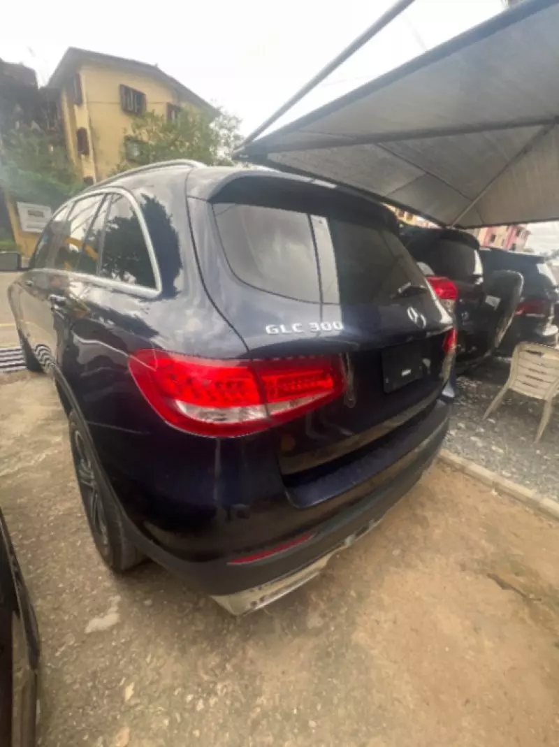 Mercedes-Benz GLC-Class - 2016