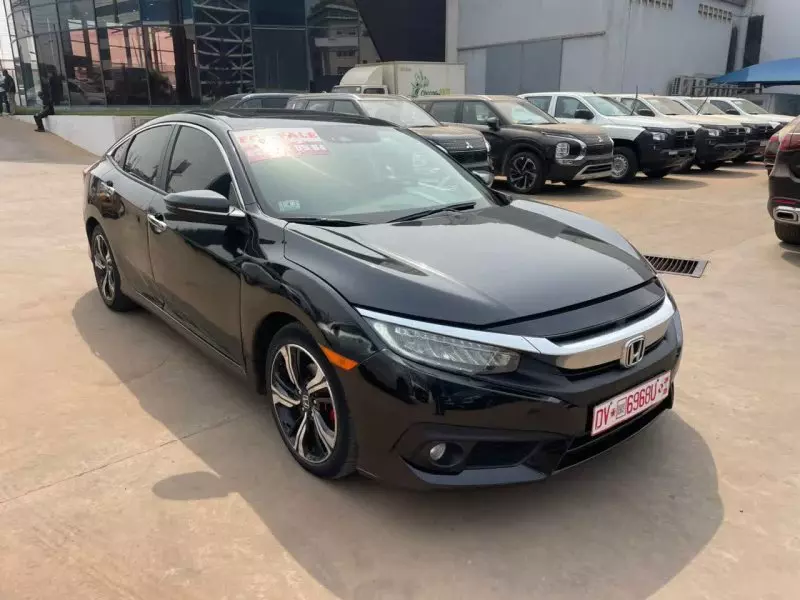 Honda Civic   - 2016