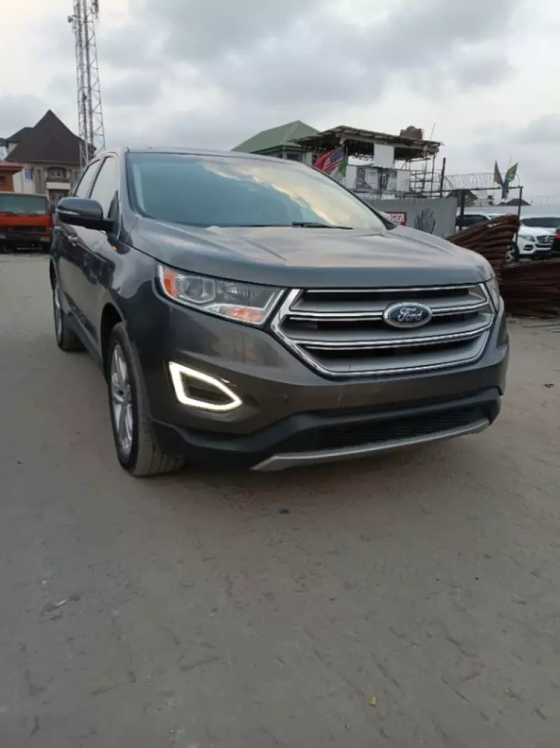 Ford Edge   - 2017