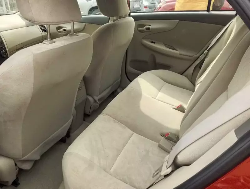 Toyota Corolla   - 2009